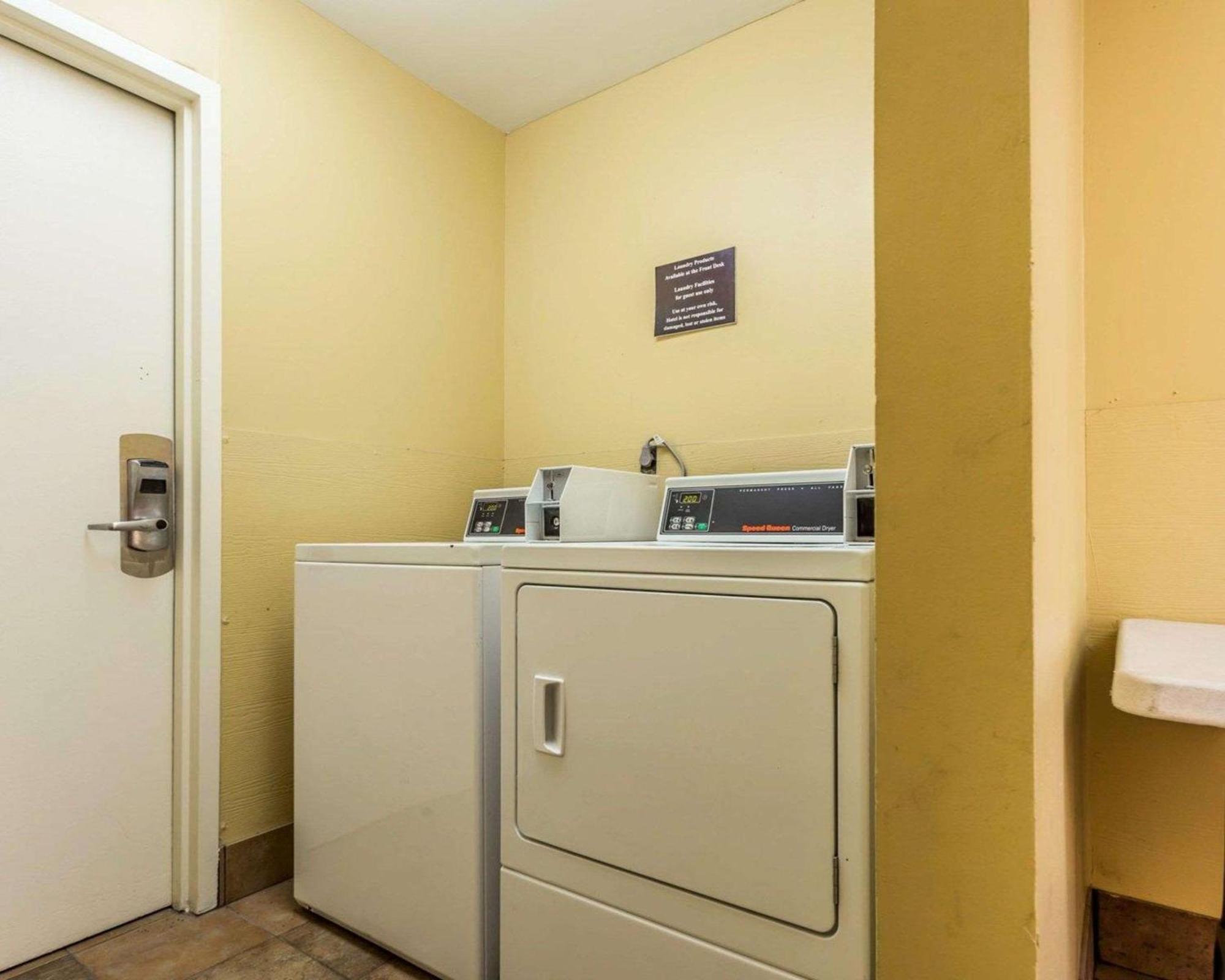 Quality Inn Mt Pleasant - Charleston Mount Pleasant Exteriör bild